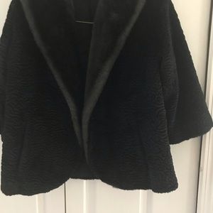 Winter vintage black coat,  front collar fur neck in excellent condition .